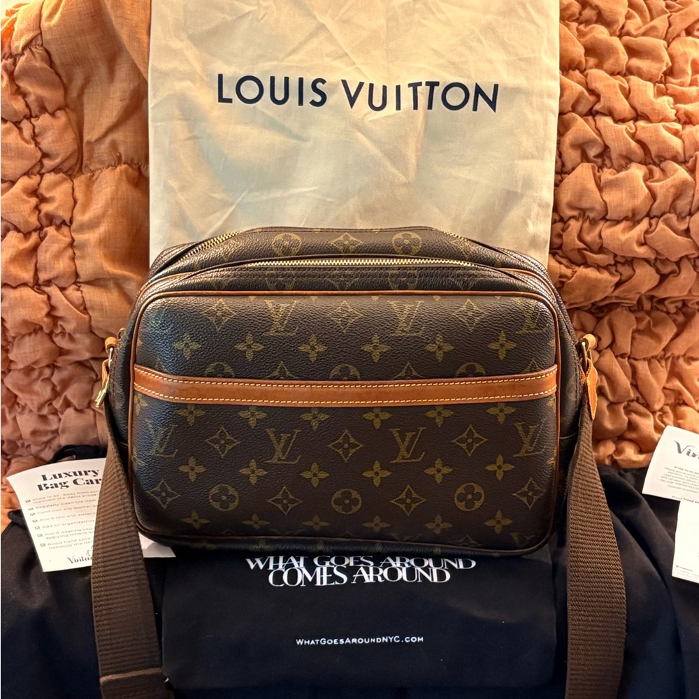 Vintage Authentic Louis Vuitton Reporter PM Bag